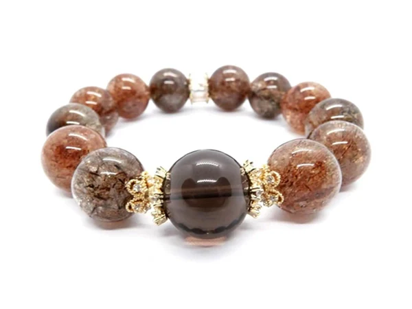 Smoky Quartz Wearing Guide: Left and Right Hand Benefits for Cleansing Negative Energy & Boosting Vitality
