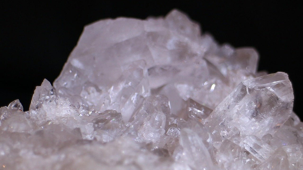White Quartz: Your Shield Against Negativity & Magnet for Positive Connections - 8fortune